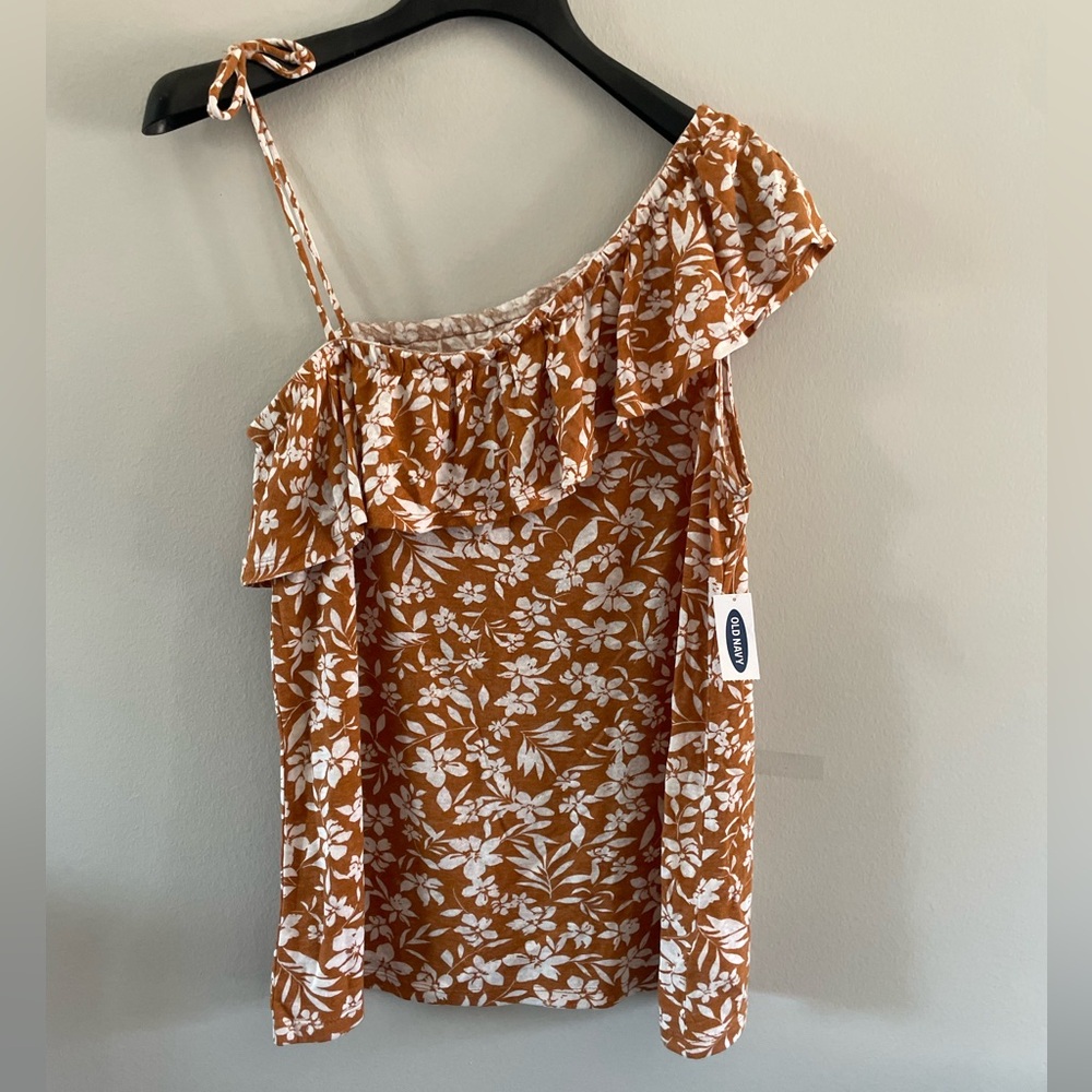 NWT Old Navy Floral Blouse